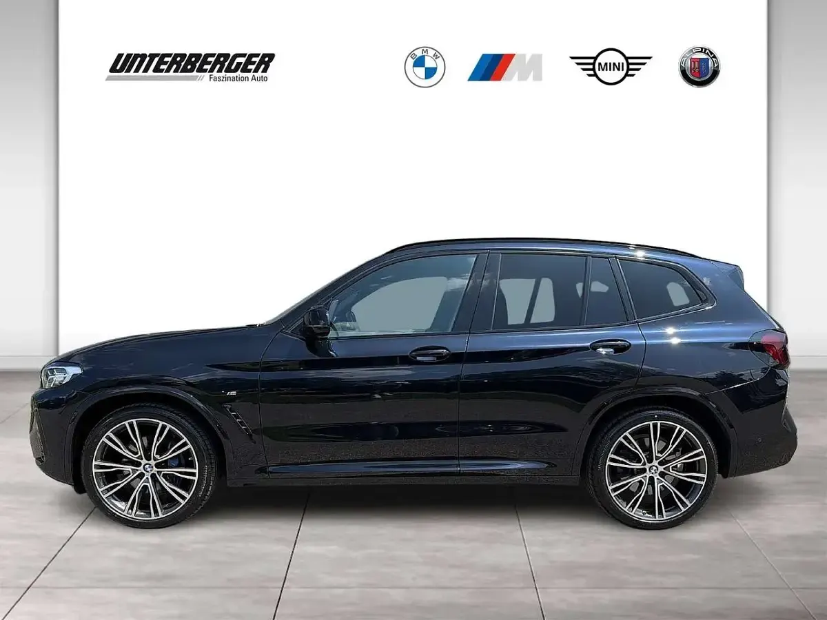 Gebraucht BMW X3 M M Sport 360 PS (264 kW) 2023 M carbonschwarz SUV