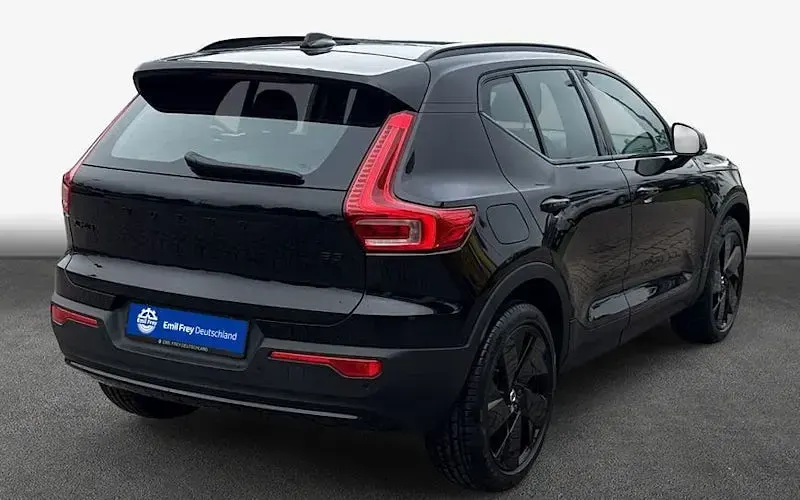 Gebraucht Volvo XC40 Plus 163 PS (119 kW) 2025 Schwarz SUV