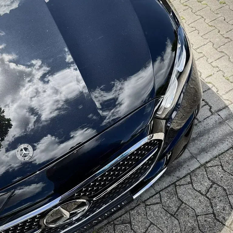 Gebraucht Mercedes E220 AMG line 197 PS (144 kW) 2025 Schwarz Limousine