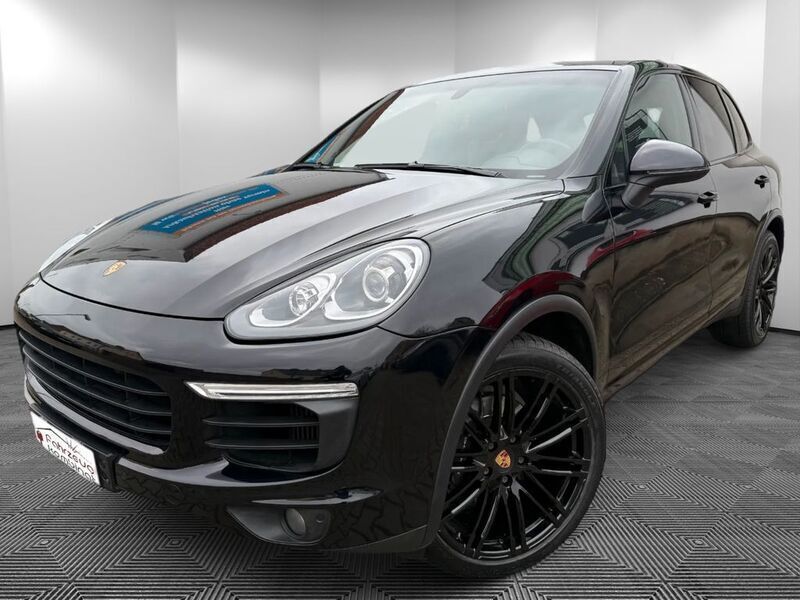 Tiefschwarzmetallic Gebraucht 2015 Porsche Cayenne SUV | 25.870 € (Guter Preis) - Bild 1/4