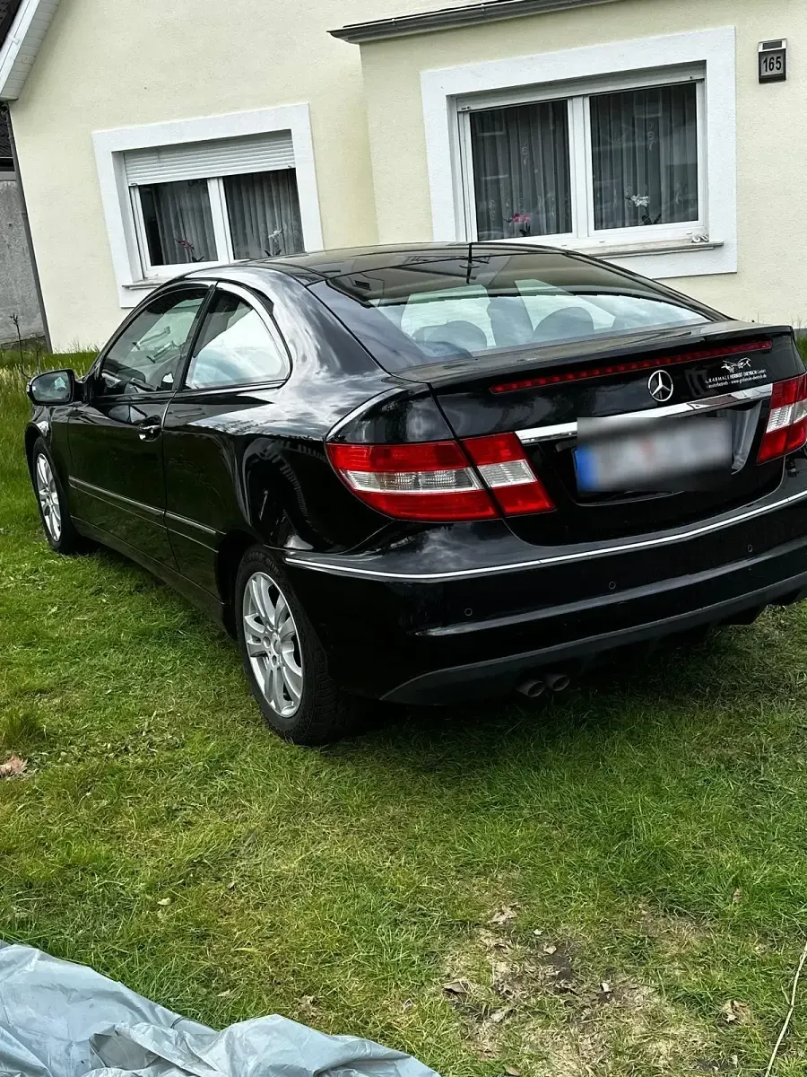 Gebraucht Mercedes CLC220 150 PS (110 kW) 2010 Schwarz Coupé