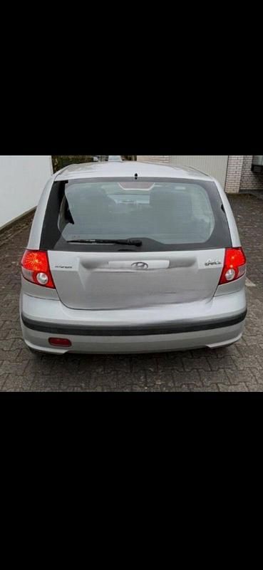 Gebraucht Hyundai Getz 64 PS (47 kW) 2004 Silber Kleinwagen