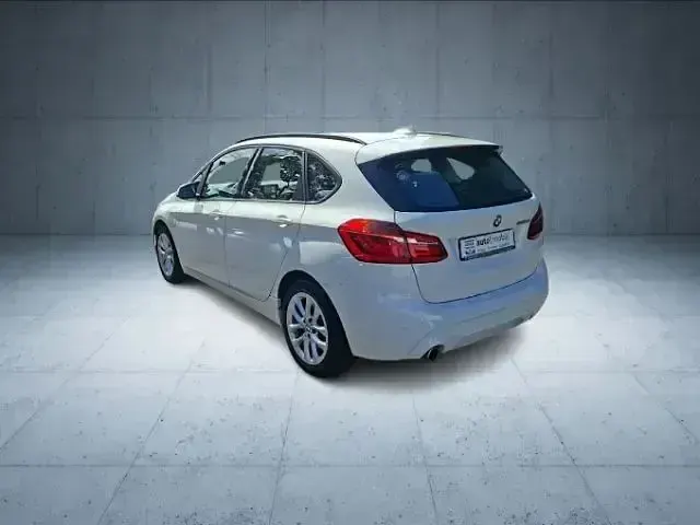 Gebraucht BMW 225 Advantage 136 PS (100 kW) 2020 Weiss Van / Kleinbus