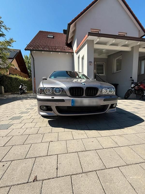 Silber Gebraucht 1997 BMW 528 Limousine | 5.999 € (Fairer Preis) - Bild 1/4