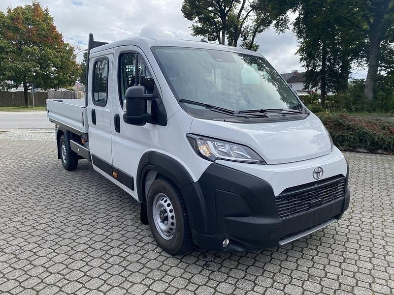 Neu Toyota Proace 179 PS (131 kW) 2025 Ice white Van / Kleinbus