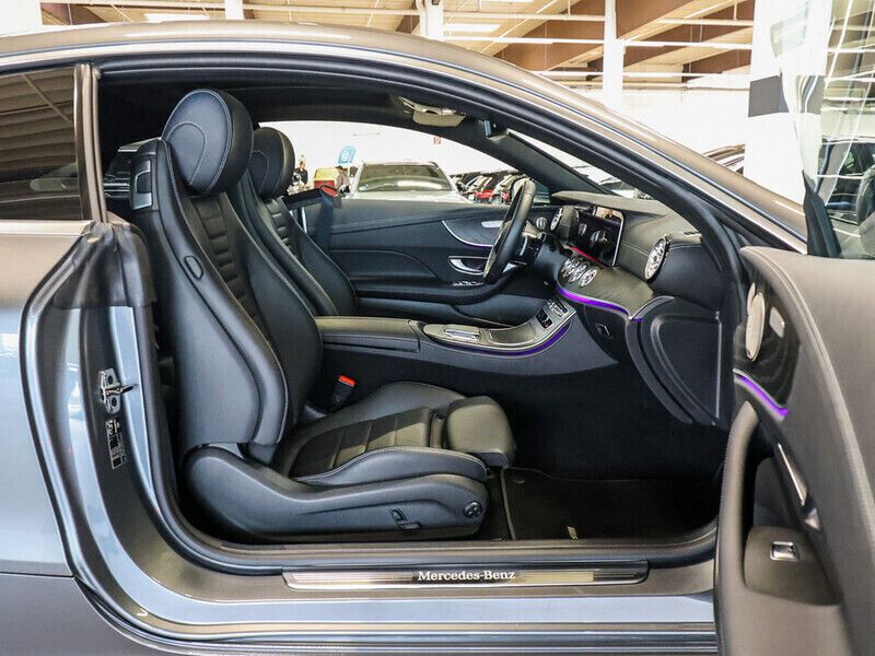 Gebraucht Mercedes E450 AMG 367 PS (269 kW) 2023 Grau / selenitgrau Coupé