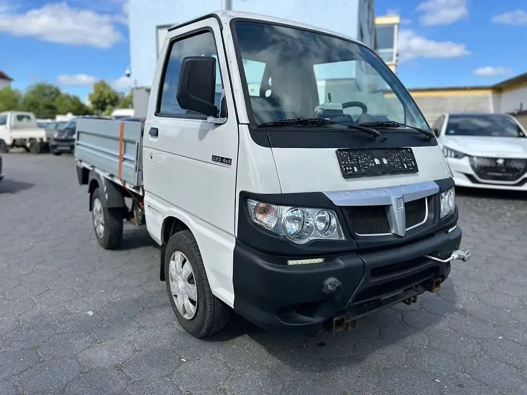 Gebraucht Piaggio Porter 71 PS (52 kW) 2015 Weiß SUV