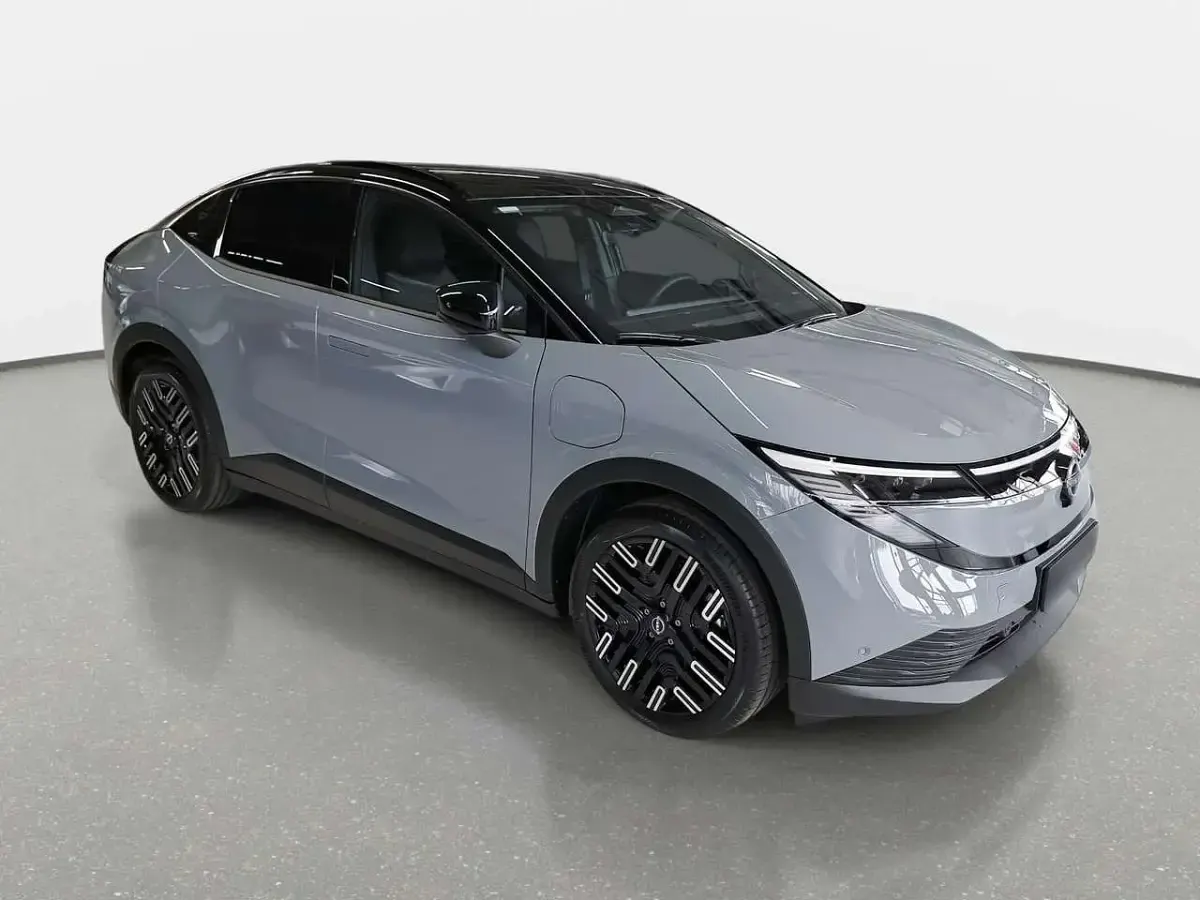 Neu Nissan Leaf Evolve 160 kW (218 PS) 2026 Ceramic grey / black SUV