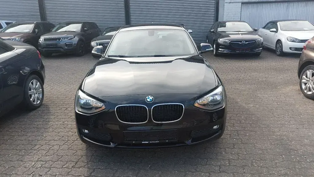 Gebraucht BMW 114 Sport Line 102 PS (75 kW) 2012 Schwarz Kleinwagen