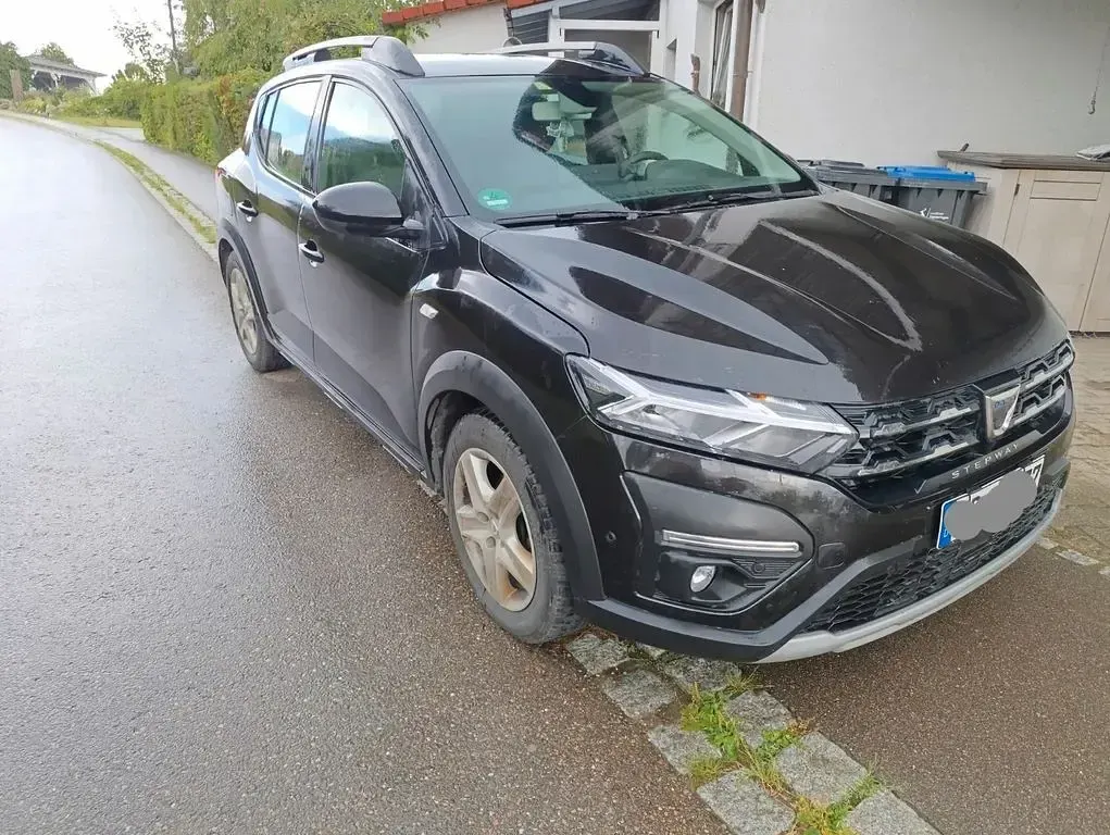 Gebraucht Dacia Sandero Stepway 101 PS (74 kW) 2022 Schwarz Limousine