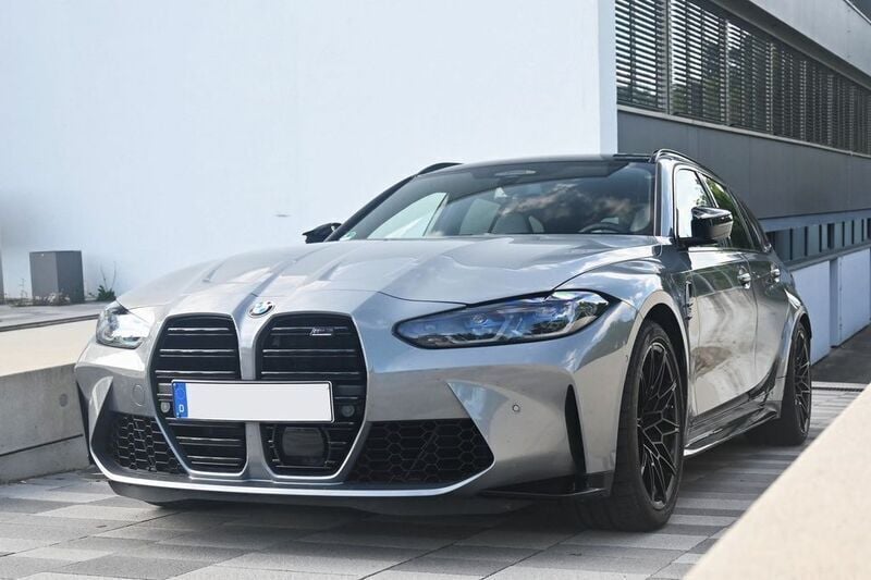 Grau Gebraucht 2024 BMW M3 Competition Edition Kombi | 84.950 € (Superpreis) - Bild 1/4