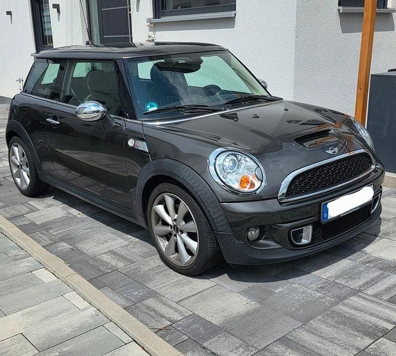 Grau Gebraucht 2012 Mini Cooper S Kleinwagen | 8.900 € (Guter Preis) - Bild 1/4