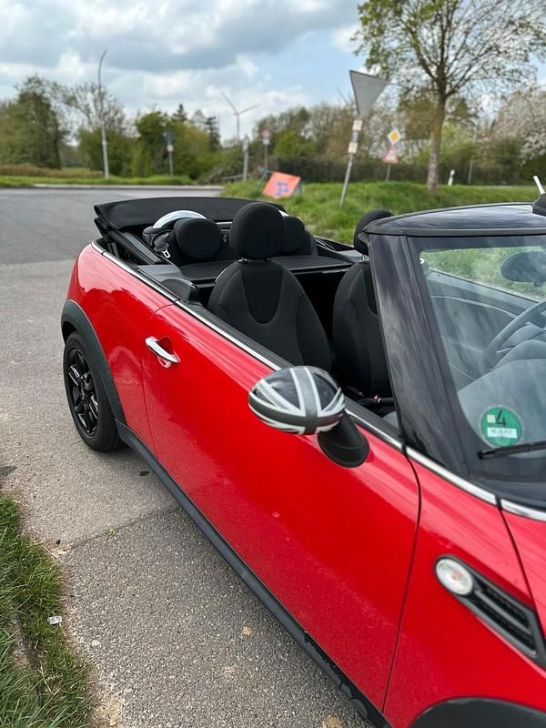 Second-hand Mini One Cabriolet 92 CP (67 kW) 2014 Roșu Cabrio