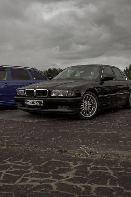 Gebraucht BMW 740 Basis 286 PS (210 kW) 1998 Schwarz Limousine