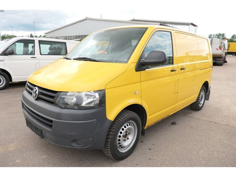 Gebraucht VW T5 84 PS (61 kW) 2012 Ginstergelb r1032 Van