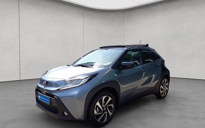 Neu Toyota Aygo X Comfort 72 PS (52 kW) 2025 Grau SUV