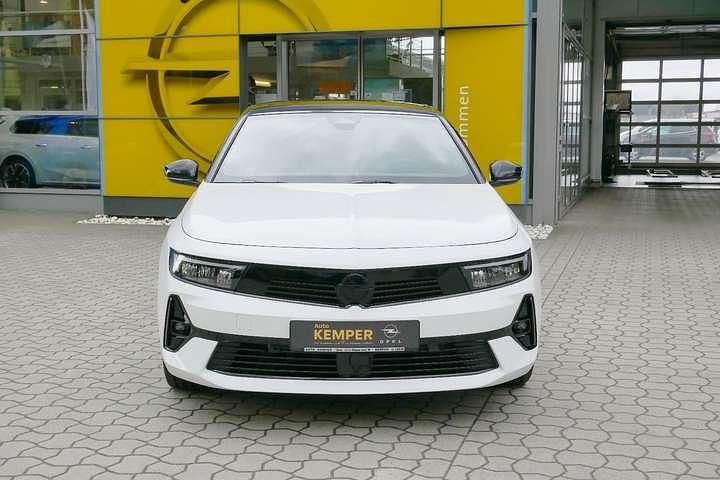 Gebraucht Opel Astra 131 PS (96 kW) 2023 Weiß Limousine