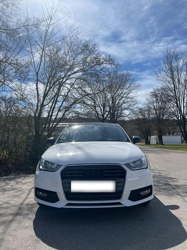 Second-hand Audi A1 95 CP (69 kW) 2015 Alb Hatchback