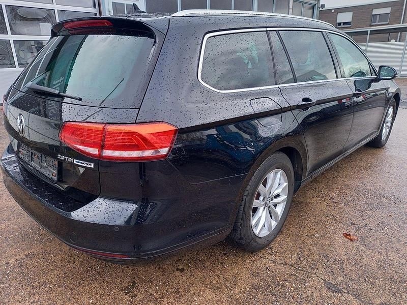 Gebraucht VW Passat 150 PS (110 kW) 2015 Schwarz Kombi