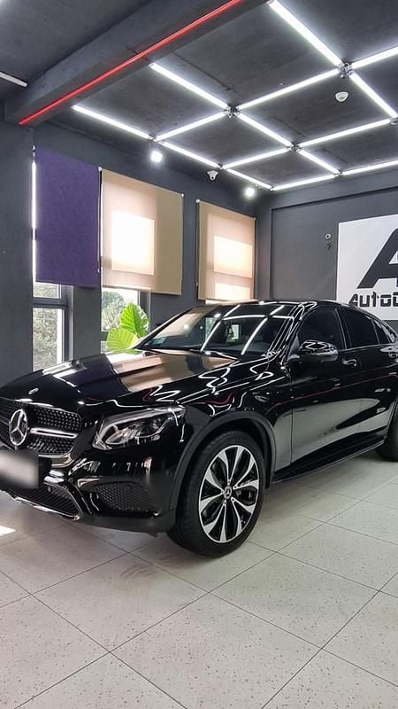 Gebraucht Mercedes GLC350 AMG line 258 PS (189 kW) 2019 Schwarz Coupé