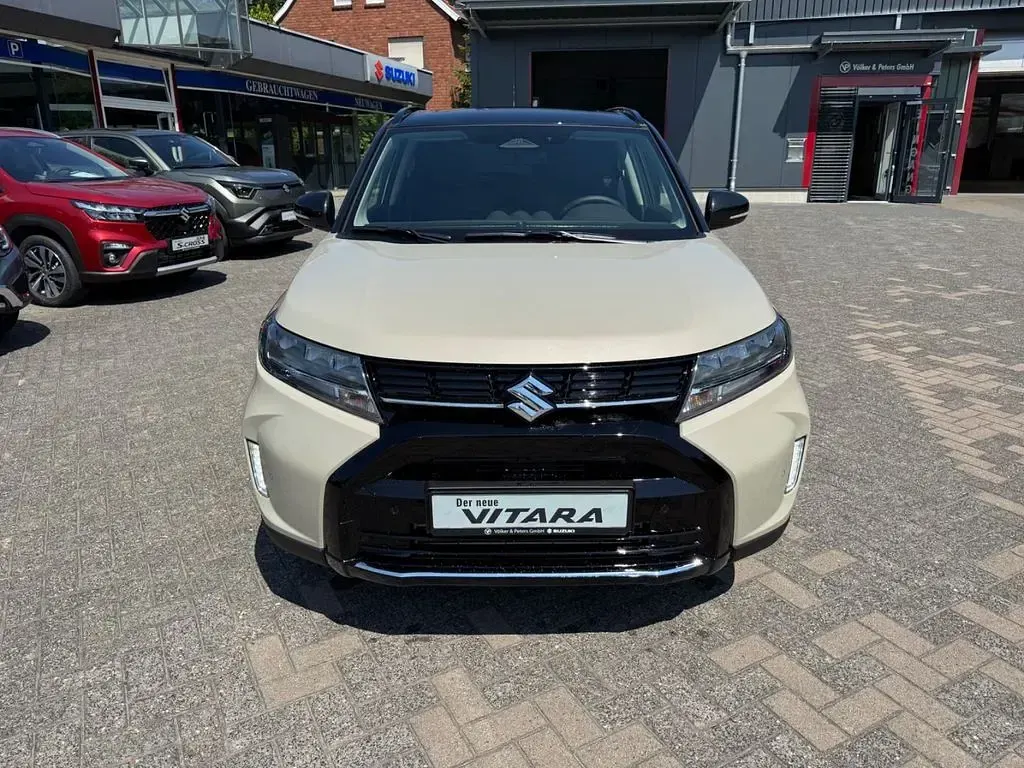 Neu Suzuki Vitara 110 PS (80 kW) 2026 Beige SUV