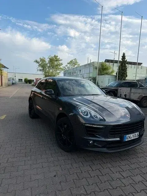 Gebraucht Porsche Macan S 258 PS (189 kW) 2016 Schwarz SUV