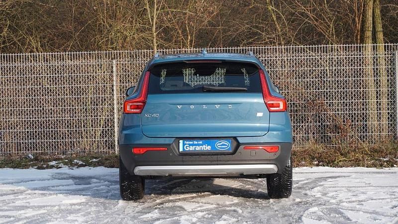 Gebraucht Volvo XC40 211 PS (155 kW) 2022 Blau SUV