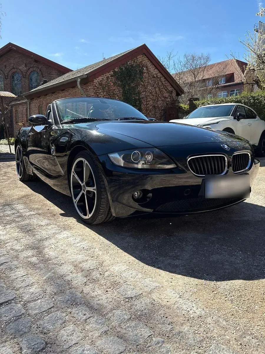Gebraucht BMW Z4 Sport Line 170 PS (125 kW) 2006 Schwarz Cabrio