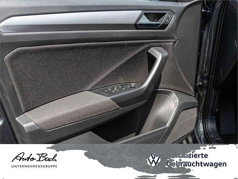 Gebraucht VW T-Roc 116 PS (85 kW) 2024 Grau SUV