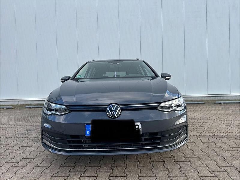 Gebraucht VW Golf VIII Move 150 PS (110 kW) 2024 Grau Kombi