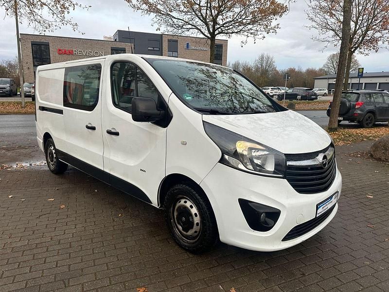 Gebraucht Opel Vivaro 125 PS (91 kW) 2018 Weiß Van / Kleinbus