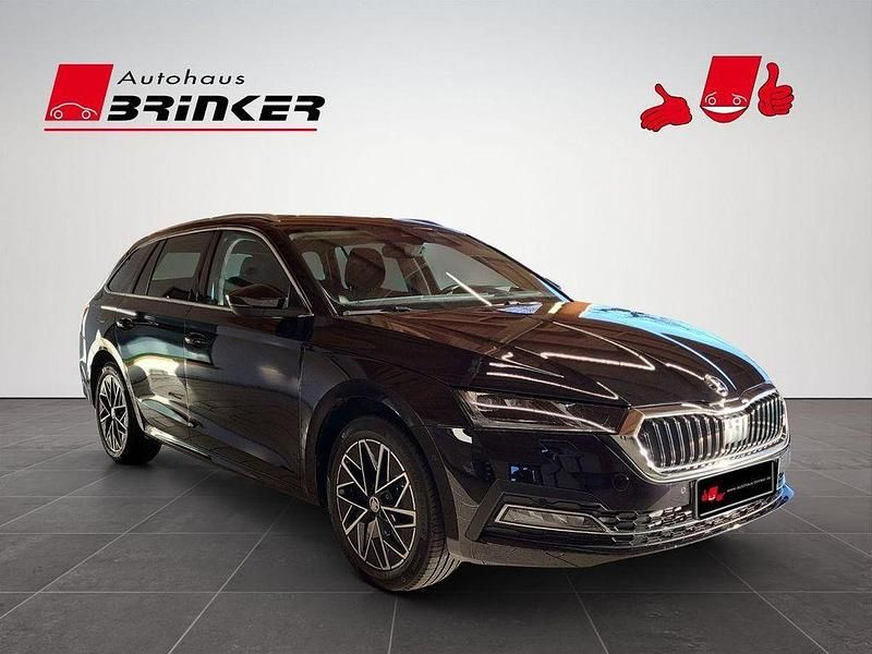 Schwarzmagic perleffekt Gebraucht 2022 Skoda Octavia Style Kombi | 25.930 € (Fairer Preis) - Bild 1/4