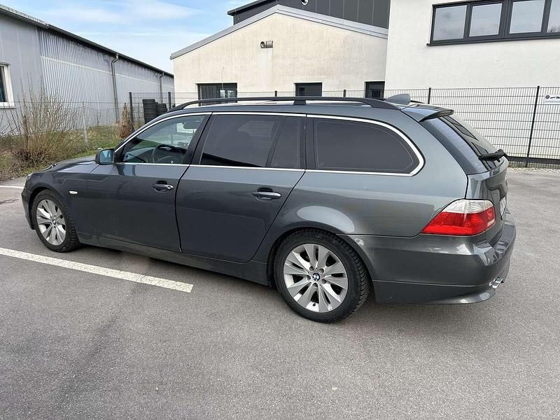 Gebraucht BMW 525 177 PS (130 kW) 2007 Kombi