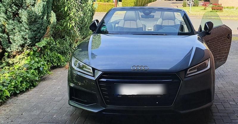 Andere farben Gebraucht 2017 Audi TT Roadster S-Line Cabrio | 22.800 € (Guter Preis) - Bild 1/1