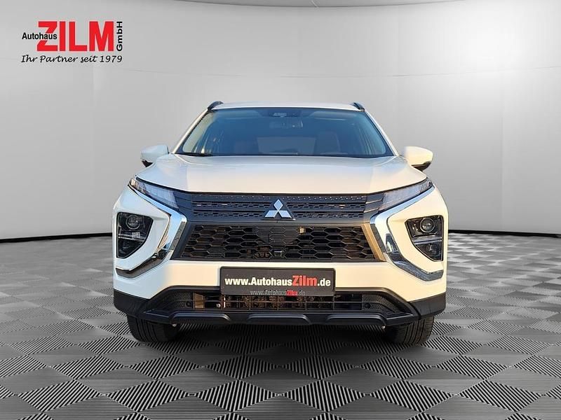 Gebraucht Mitsubishi Eclipse Cross Basis 188 PS (138 kW) 2022 Weiß SUV