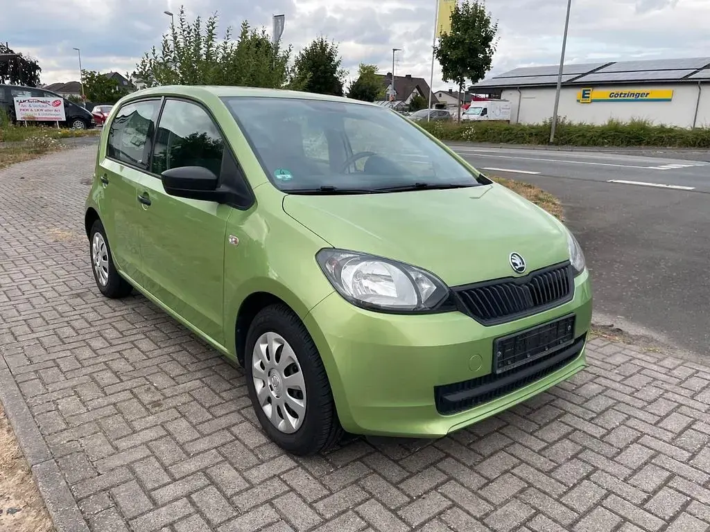 Gebraucht Skoda Citigo Active 60 PS (44 kW) 2013 Grün Kleinwagen