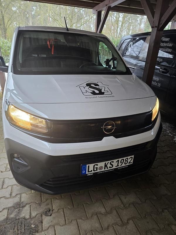 Usata Opel Combo 76 CV (55 kW) 2024 Bianco Monovolume