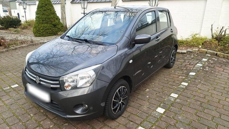 Gebraucht Suzuki Celerio 68 PS (50 kW) 2015 Grau Kleinwagen