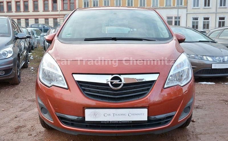 Gebraucht Opel Meriva Edition 101 PS (74 kW) 2012 Orange Van / Kleinbus