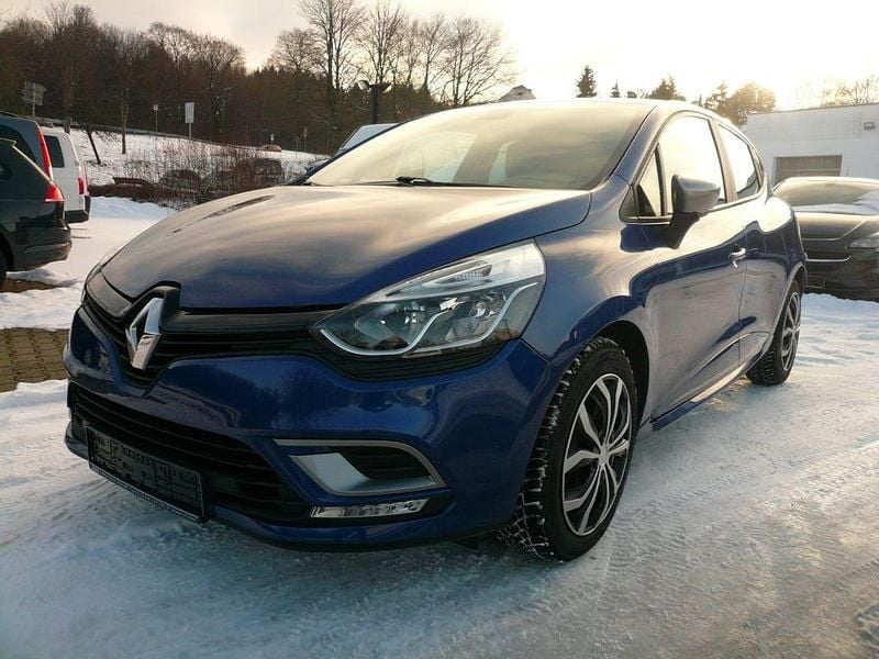 Blau Gebraucht 2017 Renault Clio IV GT-Line Limousine | 9.990 € (Fairer Preis) - Bild 1/4