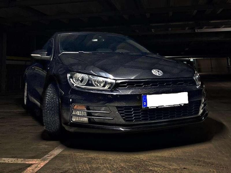 Schwarz Gebraucht 2015 VW Scirocco CLUB Coupé | 10.699 € (Etwas zu teuer) - Bild 1/4