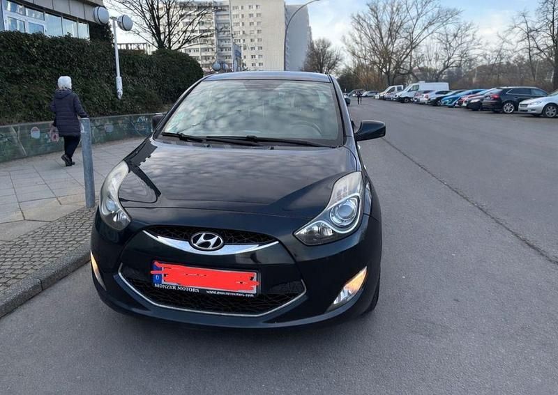 Gebraucht Hyundai ix20 Classic 90 PS (66 kW) 2011 Schwarz Kleinwagen