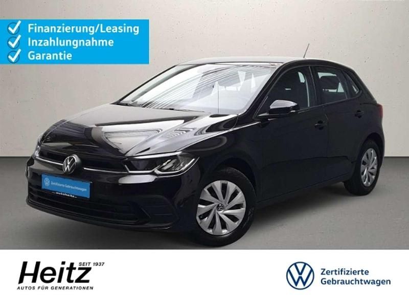 Deep black perleffekt Gebraucht 2024 VW Polo Life Kleinwagen | 25.250 € (Etwas zu teuer) - Bild 1/4