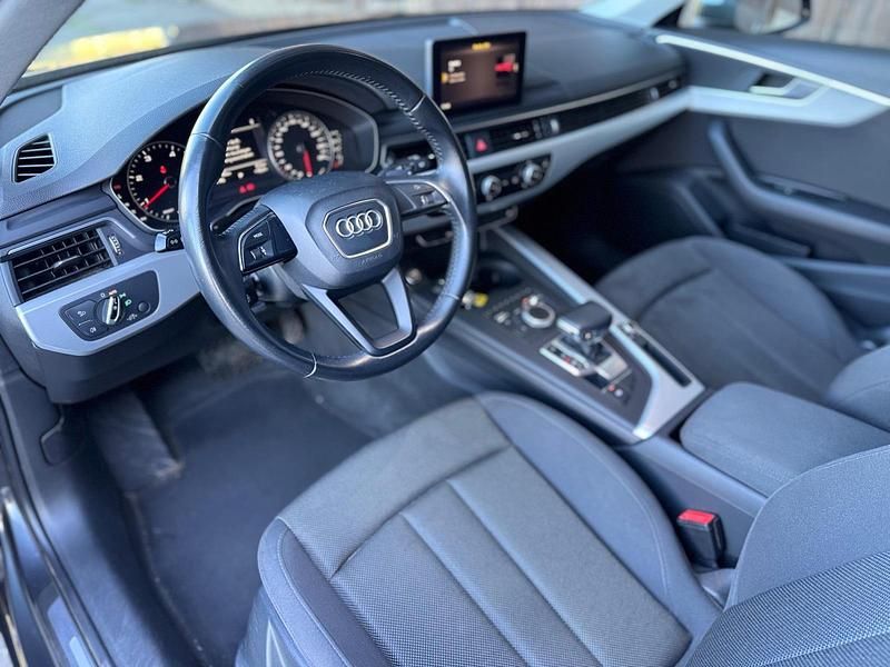 Gebraucht Audi A4 190 PS (139 kW) 2017 Grau Kombi
