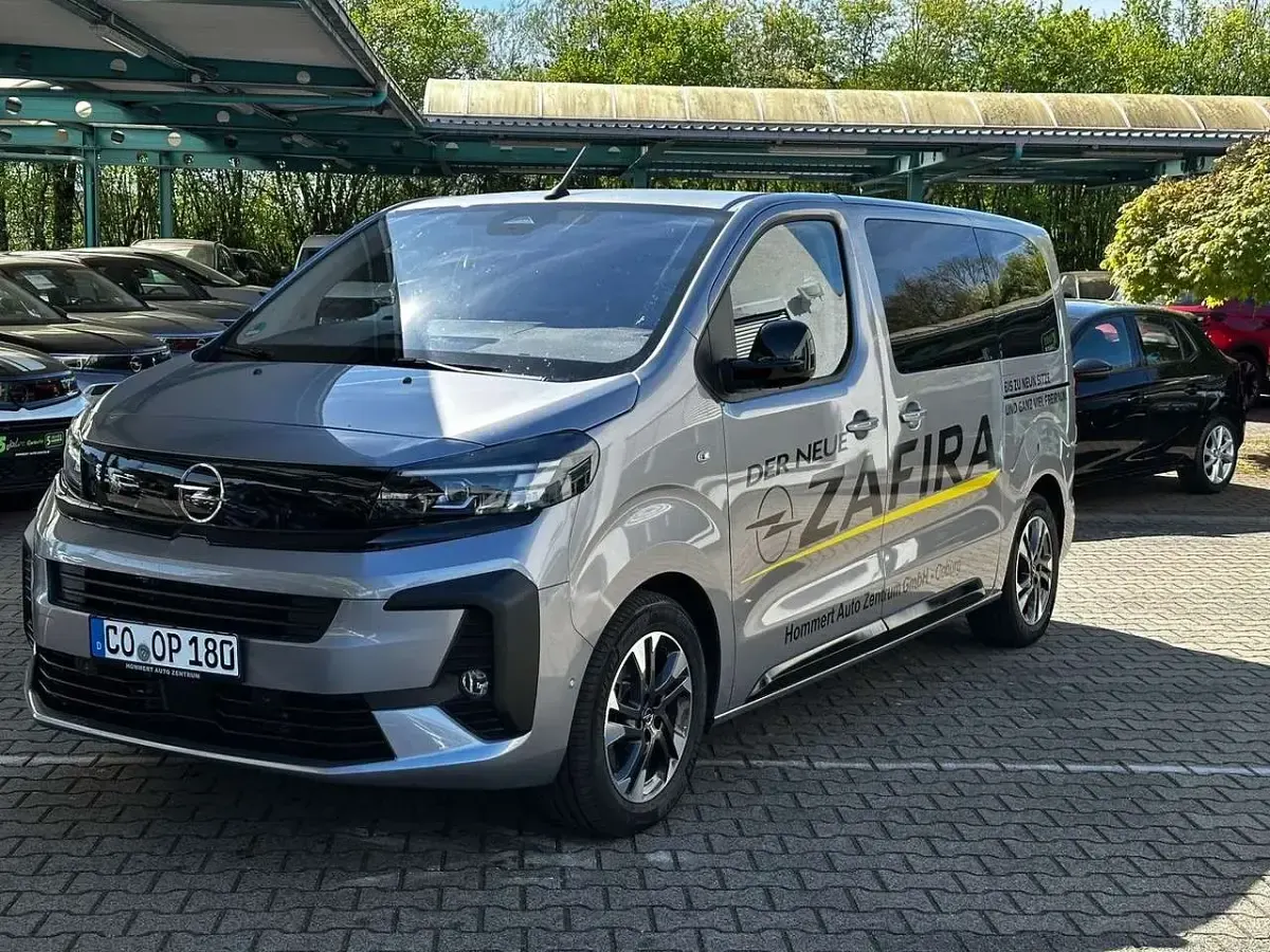 Gebraucht Opel Zafira Life Edition 179 PS (131 kW) 2026 Kontrast grau Van / Kleinbus
