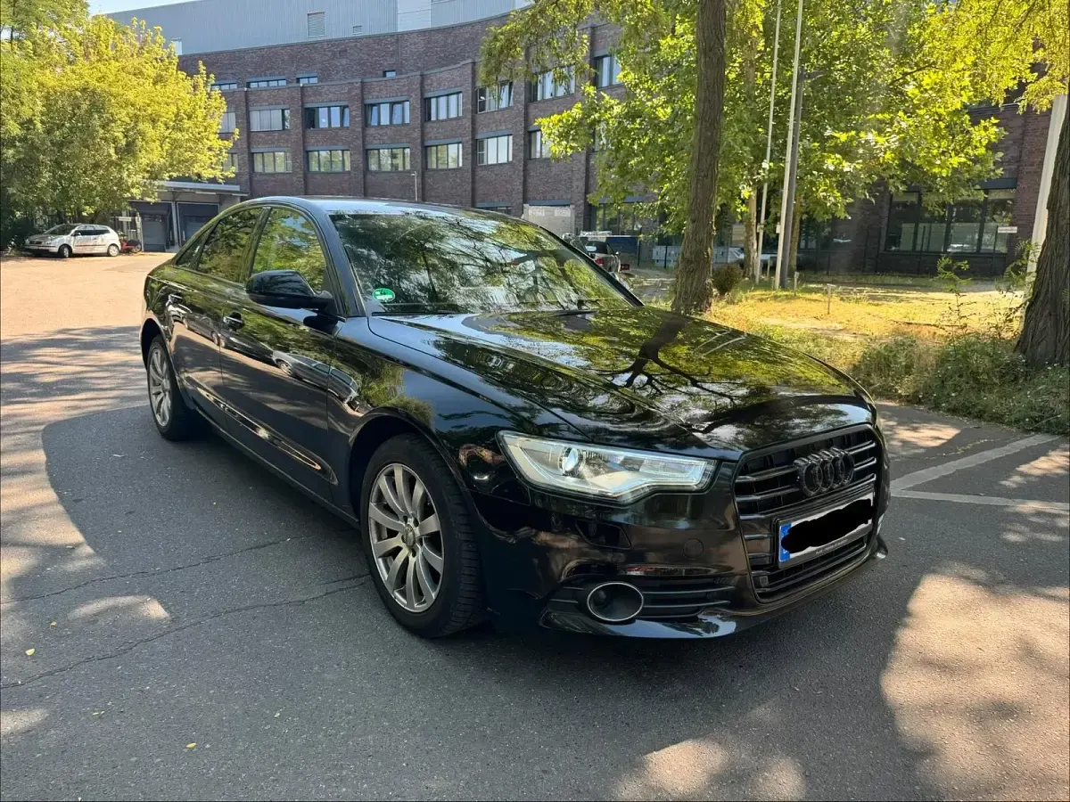 Gebraucht Audi A6 179 PS (131 kW) 2013 Schwarz Limousine