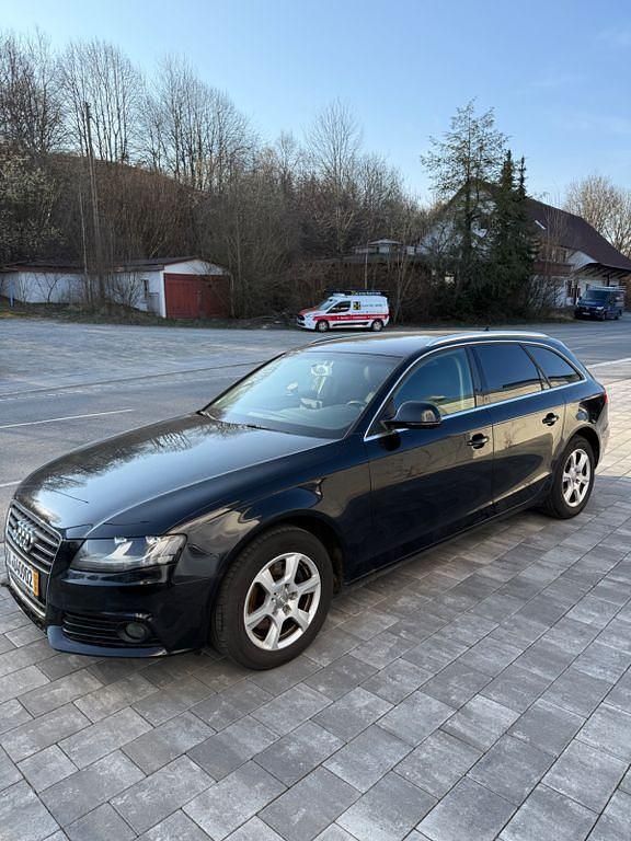 Gebraucht Audi A4 Attraction 143 PS (105 kW) 2009 Schwarz Kombi
