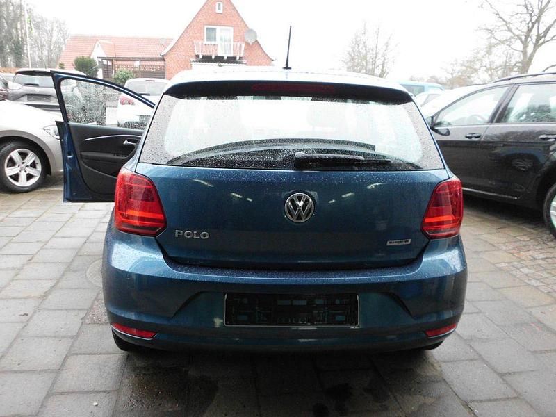 Gebraucht VW Polo 75 PS (55 kW) 2014 Blau Limousine