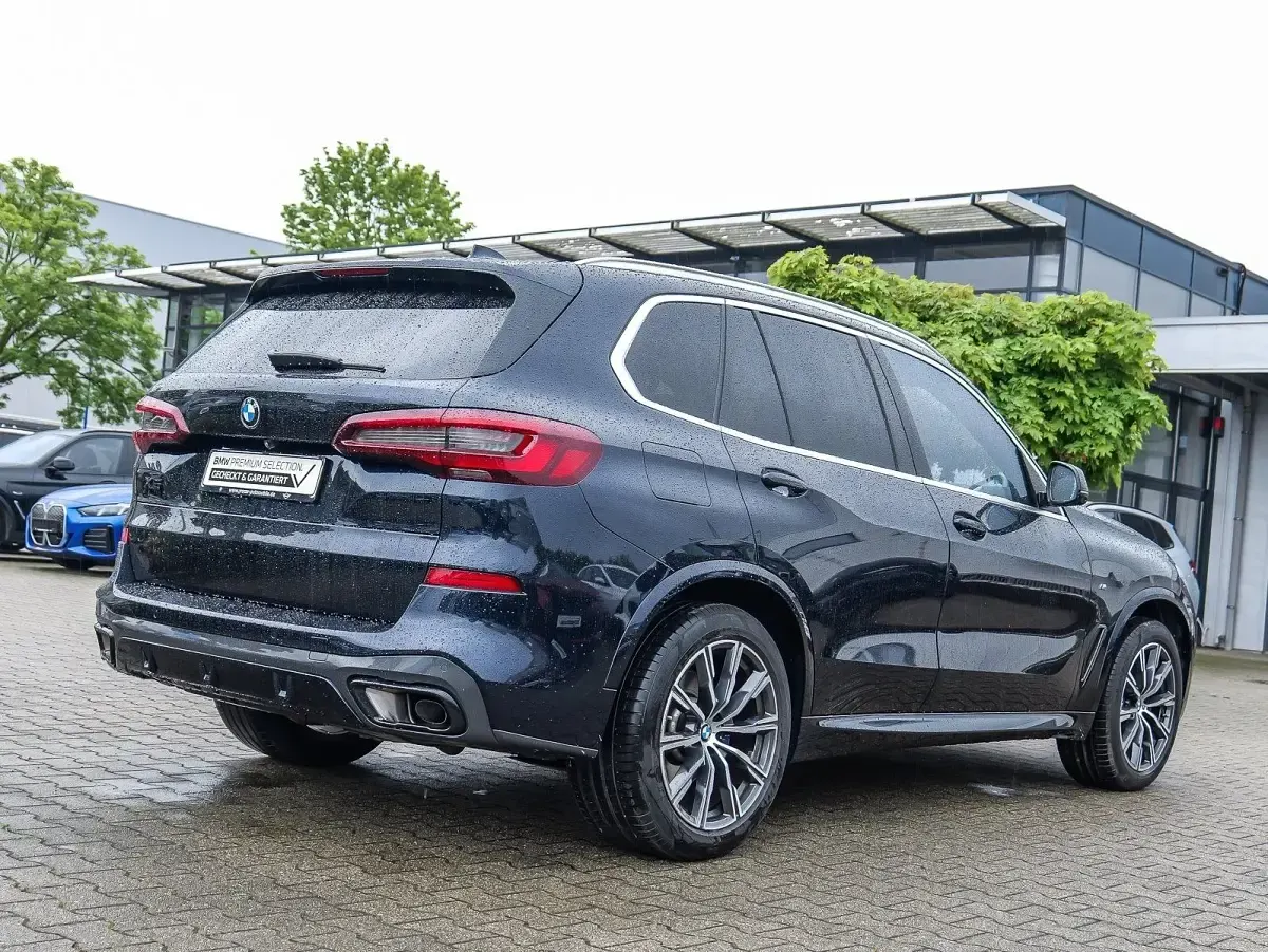 Gebraucht BMW X5 M Sport 286 PS (210 kW) 2023 Schwarz SUV