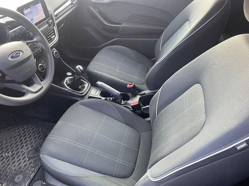 Gebraucht Ford Fiesta Cool & Connect 86 PS (63 kW) 2017 Schwarz Limousine